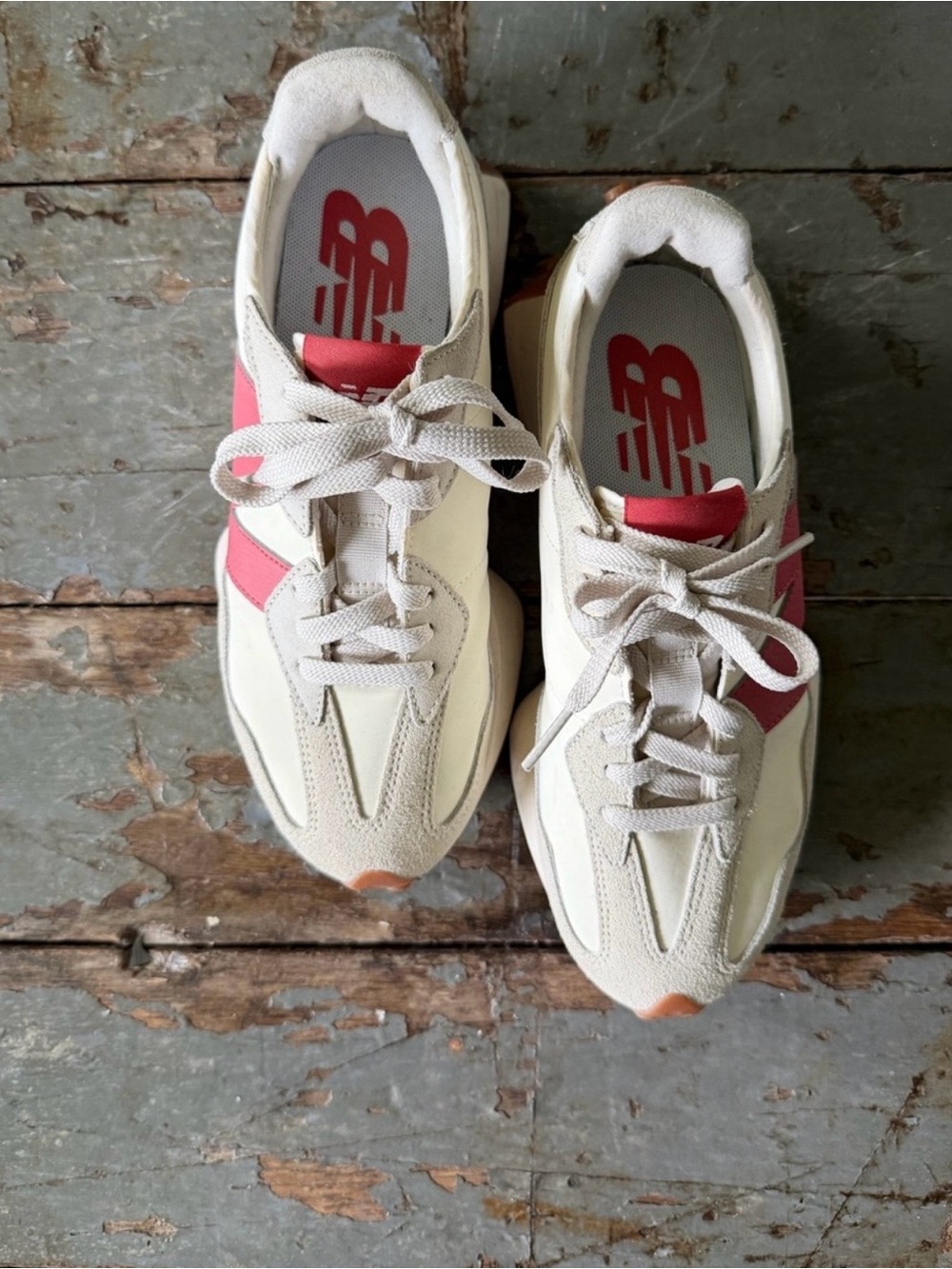 New without tags, classic New Balance 327 Sneakers in Rose Pink 👟 - Picture 2 of 6